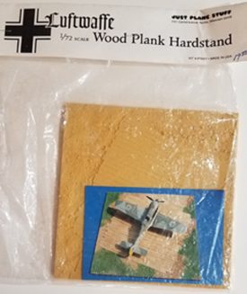 Luftwaffe wood plank hardstand 1/72 scale