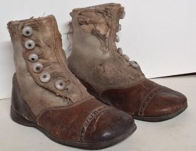 Child (or doll) Button Top Shoes ~ original