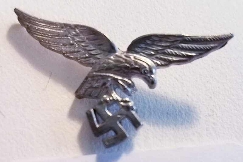 Mini Luftwaffe eagle stick pin