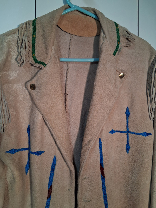 Metis beaded coat ~ reproduction - Image 2