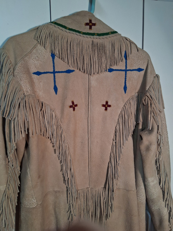 Metis beaded coat ~ reproduction - Image 6