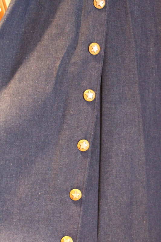 Ladies Texas Star Buttons split riding skirt - Image 2
