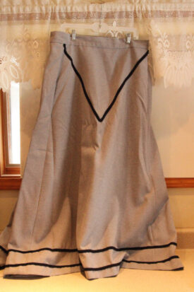 Ladies Victorian walking skirt